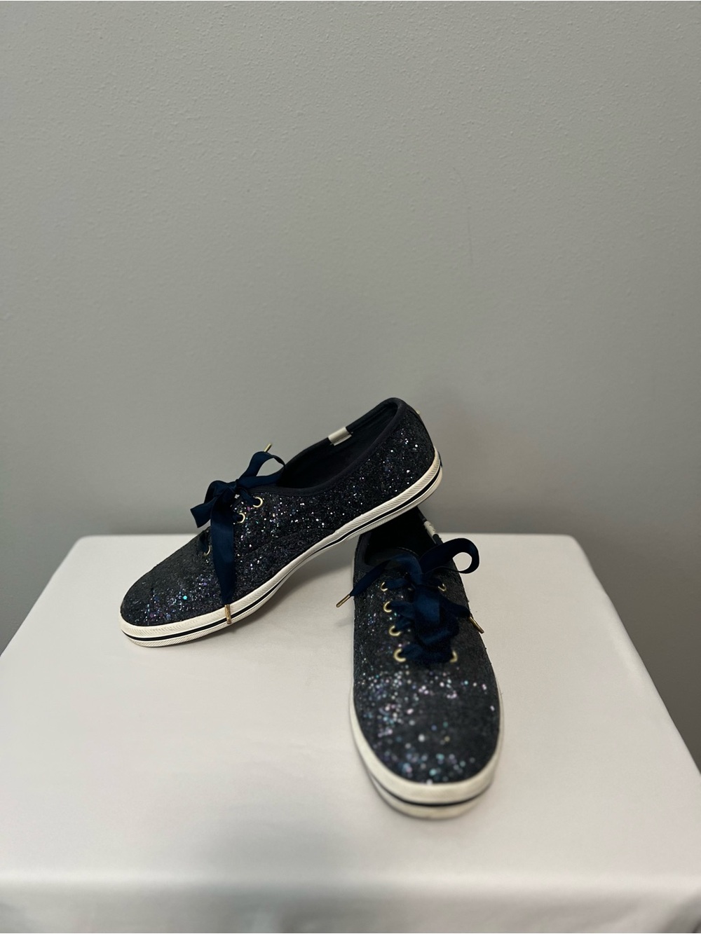 Keds x Kate Spade Glitter Navy Sneakers with Ribbon Laces Size 9